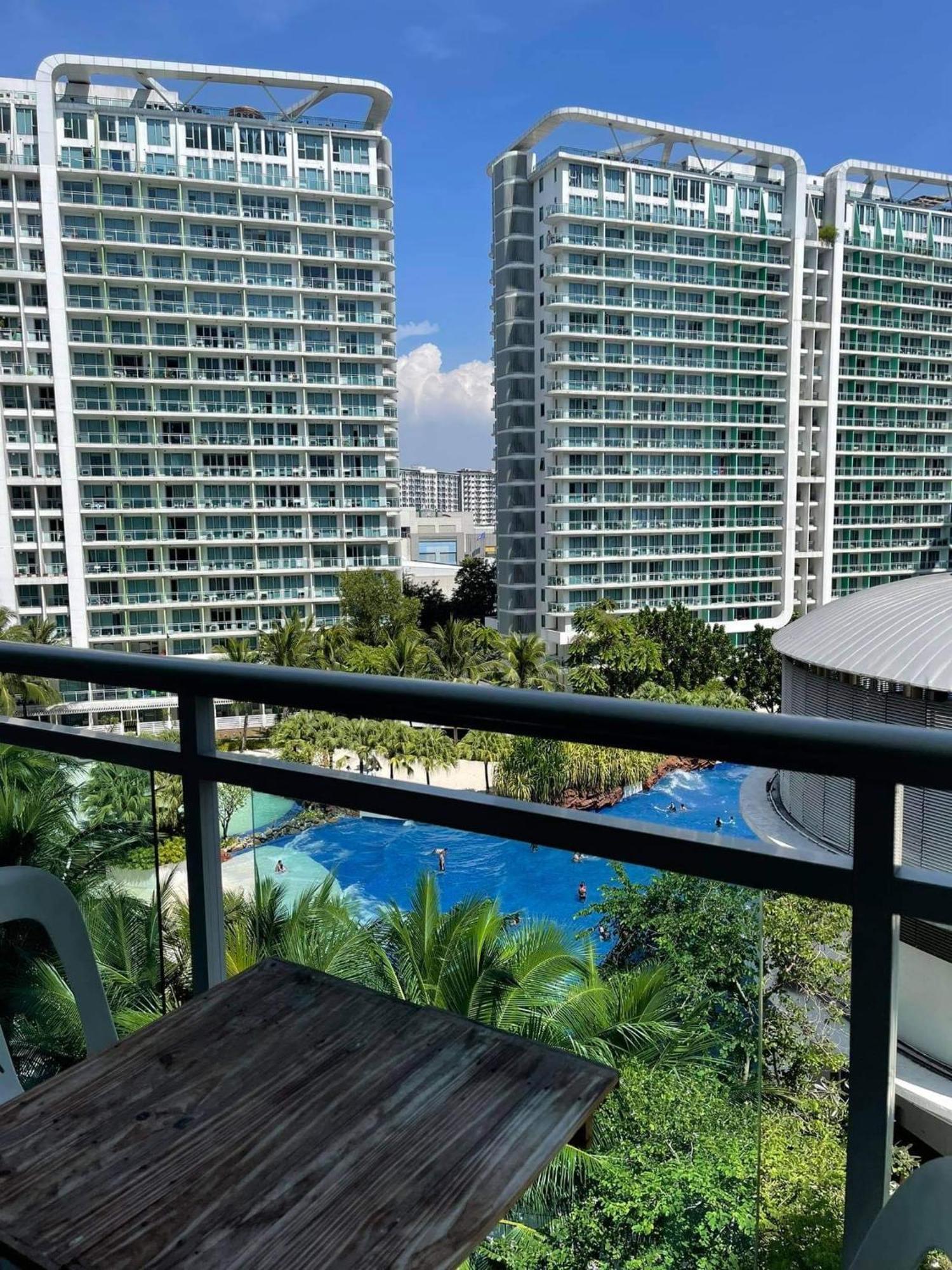 Beach Front Living In The Heart Of The City, Azure Residences Manila Dış mekan fotoğraf