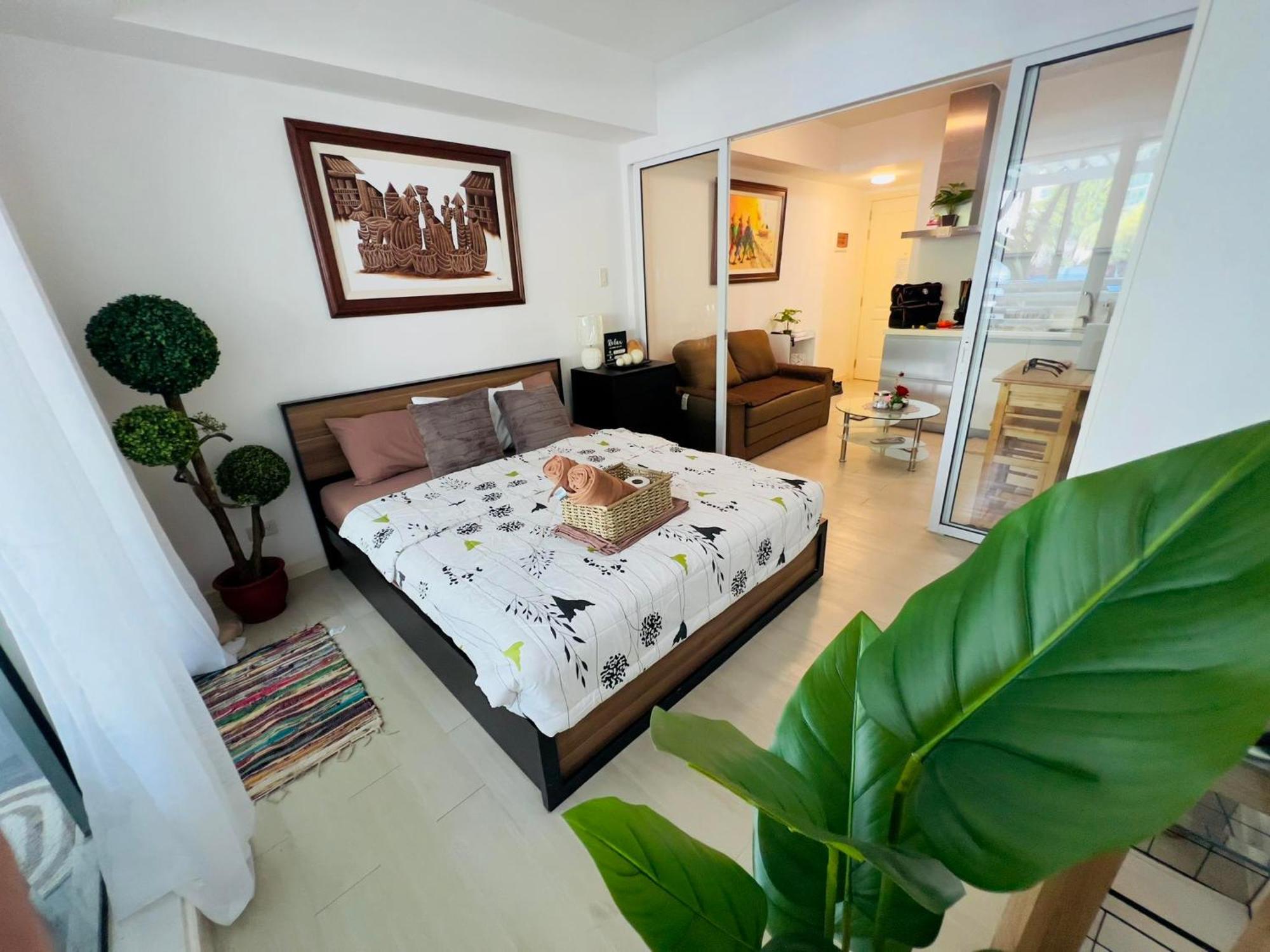 Beach Front Living In The Heart Of The City, Azure Residences Manila Dış mekan fotoğraf