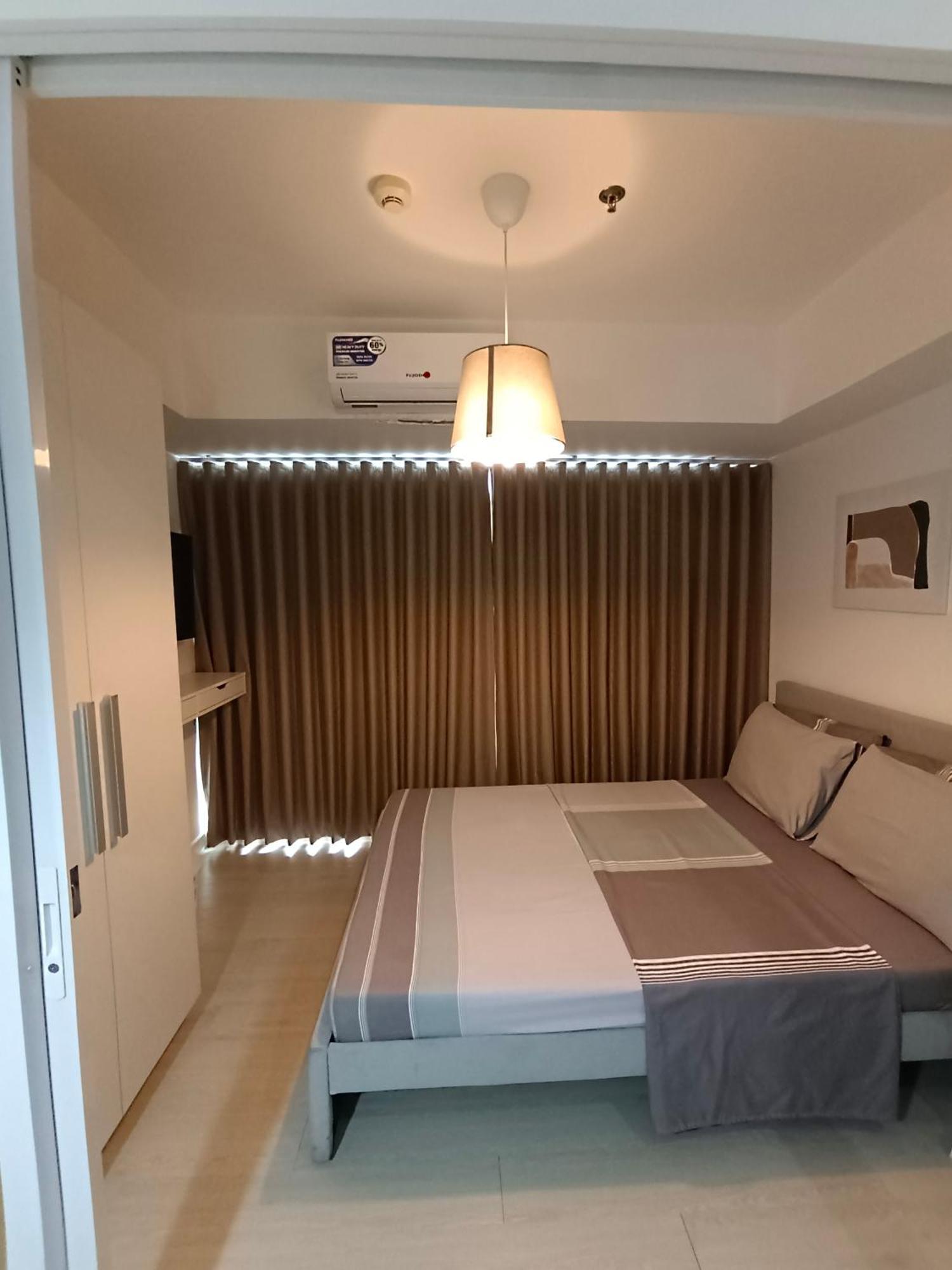 Beach Front Living In The Heart Of The City, Azure Residences Manila Dış mekan fotoğraf