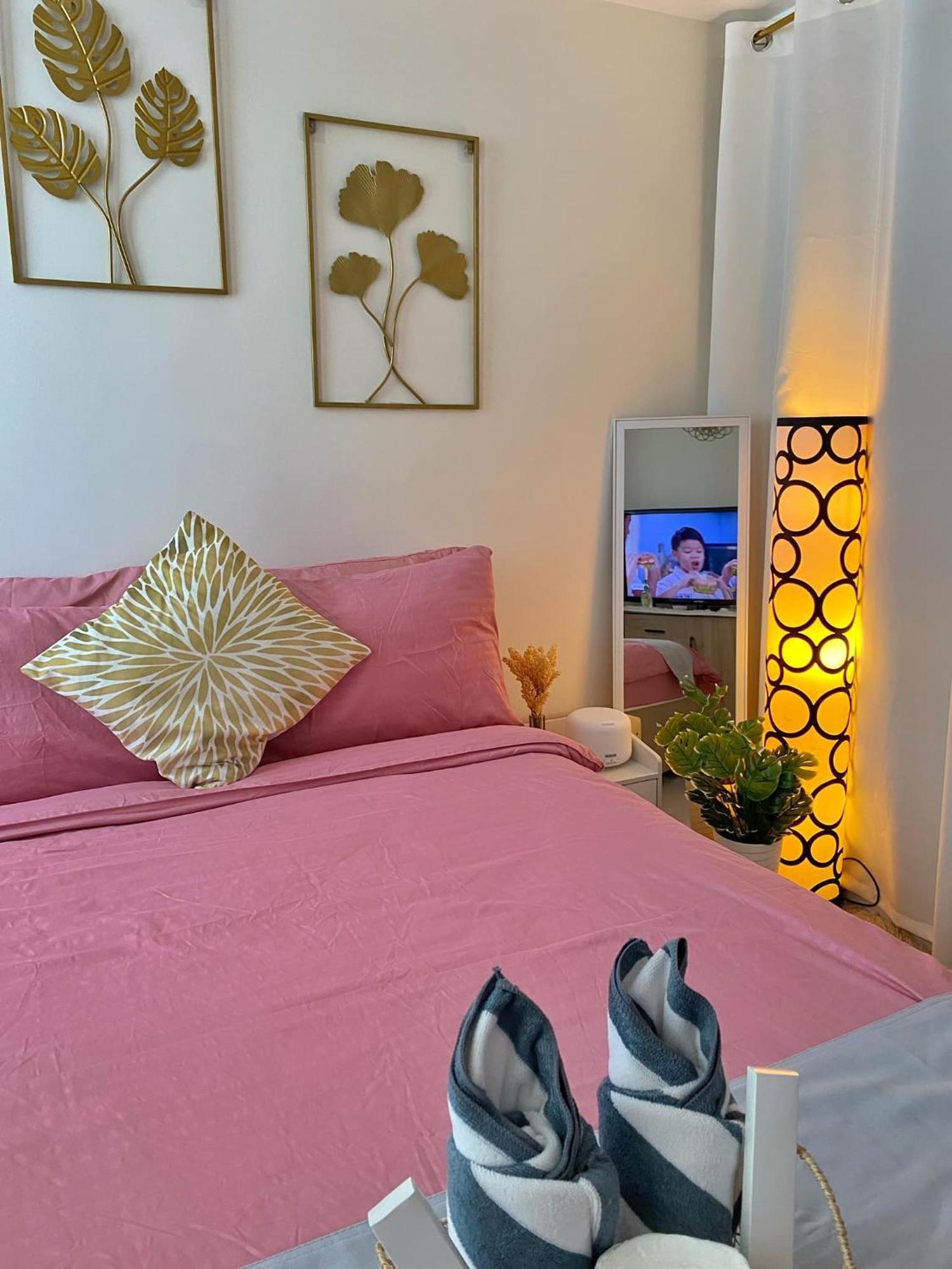 Beach Front Living In The Heart Of The City, Azure Residences Manila Dış mekan fotoğraf